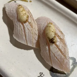 Hamachi Aburi Roll