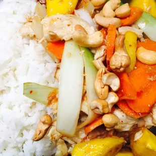 Mango Cashew Delight Yum!!!  Crispy Basil Thai