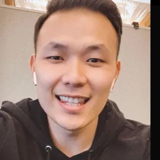 Phong V.