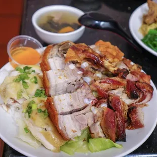 3 BBQ Combination (Crispy Roast Pork, Cold Chicken, and Roast Duck) - IG: @nelson_eats