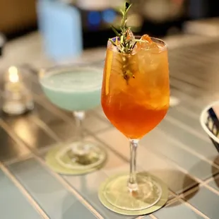 Aviator, aperol spritz