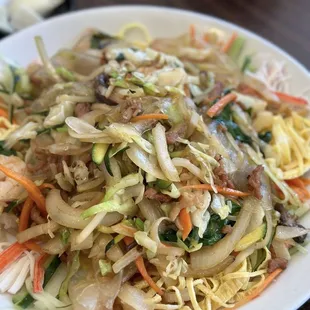Stir-fried wide noodle
