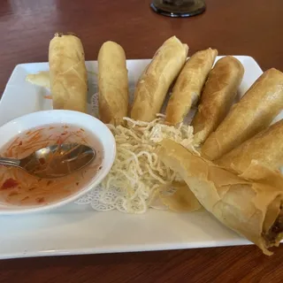 Spring Rolls (4 Pcs)