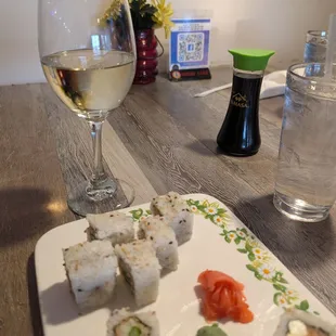 Our dinner  and sushi  was fresh and so awesome it's a cute hidden gem.  I will definitely be back the service was really good