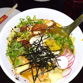 Crispy Chicken Curry Ramen