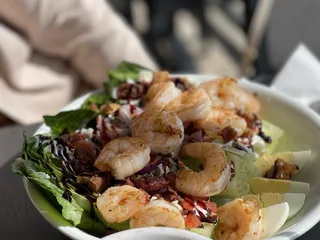 Outriggers Tiki Bar & Grille