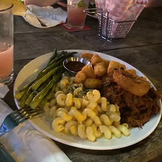 Pulled Pork Platter