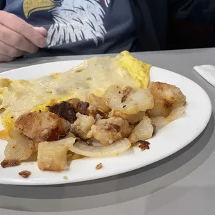 Sausage and Swiss omelet