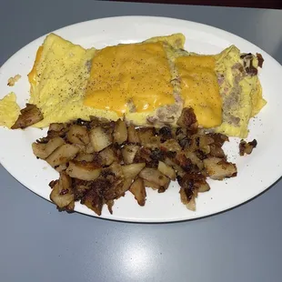 Everything Omelette &amp; home fries.. delicious!