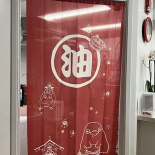 Cute curtain to the kitchen ‍