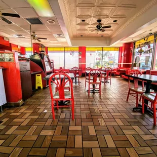 interior, tacos