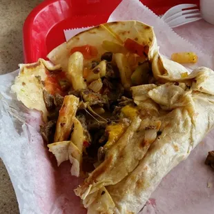 California Burrito  (yes, french fries!)