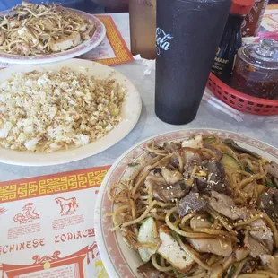 ramen and noodles, food