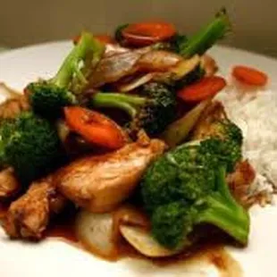 Ton's Palace Chicken Broccoli
