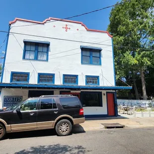 Front of restaurant