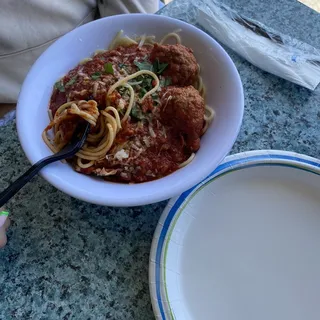 Meat Sauce with Meatballs Pasta