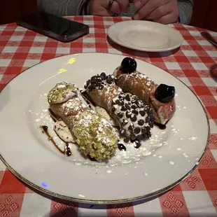 Cannolis