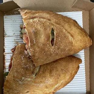 Deluxe Pizza Calzone