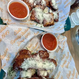 Small toasted ravioli and small mozzarella sticks