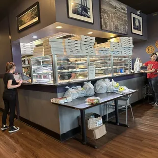 sushi and sashimi, interior