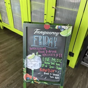 Live music on Fri as of Jan 2025