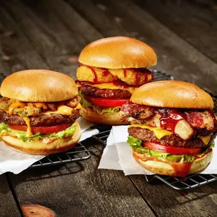 Jalapeño Crispy Burger
Onion Crispy Burger
BBQ Bruiser Burger