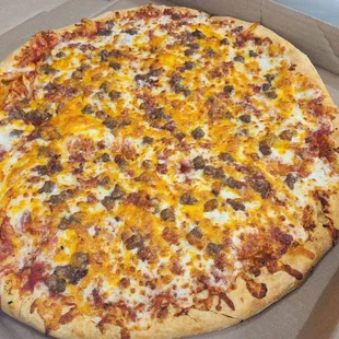 Cheeseburger pizza
