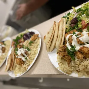 Yummm Greek plates ! Fresh and authentic