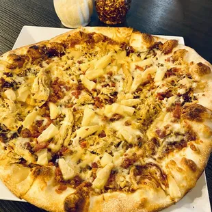 Aloha BBQ Chicken Pizza (personal size)