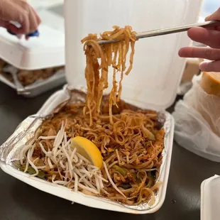 Pad Thai with Chicken