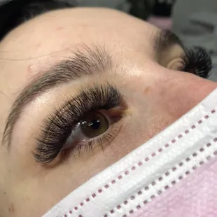 Volume lashes
