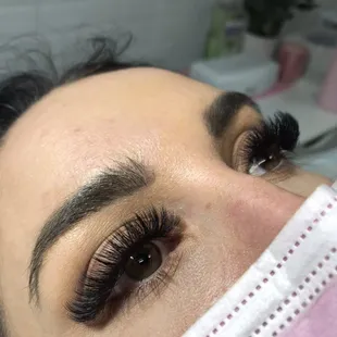 Mega volume lashes