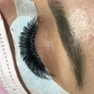 Mega volume lashes