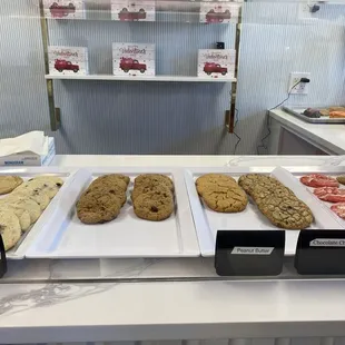 a variety of cookies