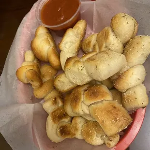 Garlic Knots Full Pan