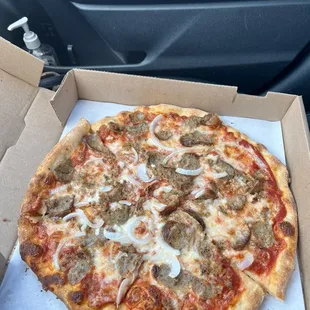 Small sausage and onion pizza. Truly it is so good. I&apos;m here for work and will definitely be back!! Prices are great!!!