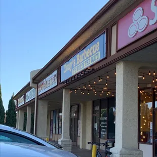 Next to 7 eleven in a somewhat hidden strip mall across from emergency room at fountain valley hospital