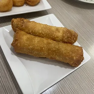 A02. Egg Roll