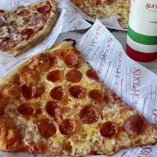 food, pizza
