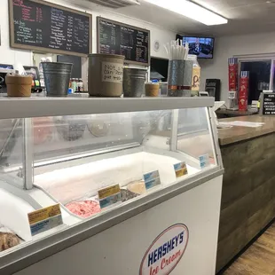 No run of the mill flavors here. This is a kids dream. Cotton Candy, Superman, &amp; Cookies and Cream are a few of the 18 flavors offered.