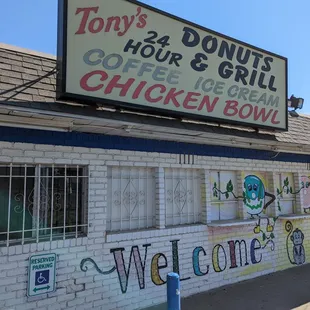 Tony's Donut & Grill