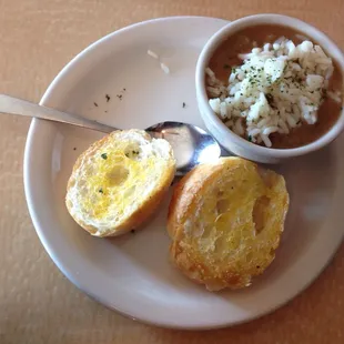Sausage and shrimp gumbo