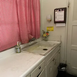 Washing station