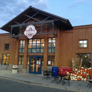 Tony's Market