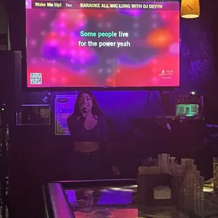 Karaoke singer