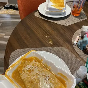 Red sauce?? I don't think so.