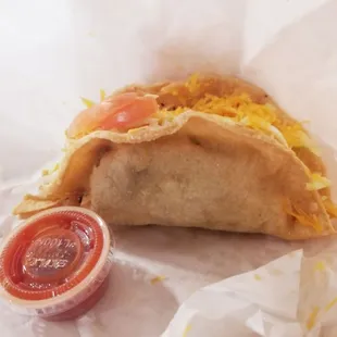 Yummy ground beef taco! Lots of meat!