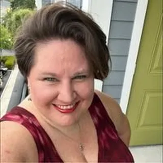 Laura J.
