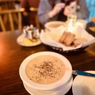 chowder, soups and chowder, food, soup
