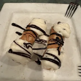 Cannoli Pastry